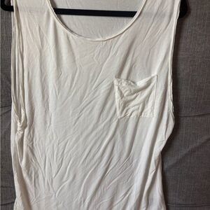 POL Cream Sleeveless Pocket Top Size M Soft Knit Casual Tee